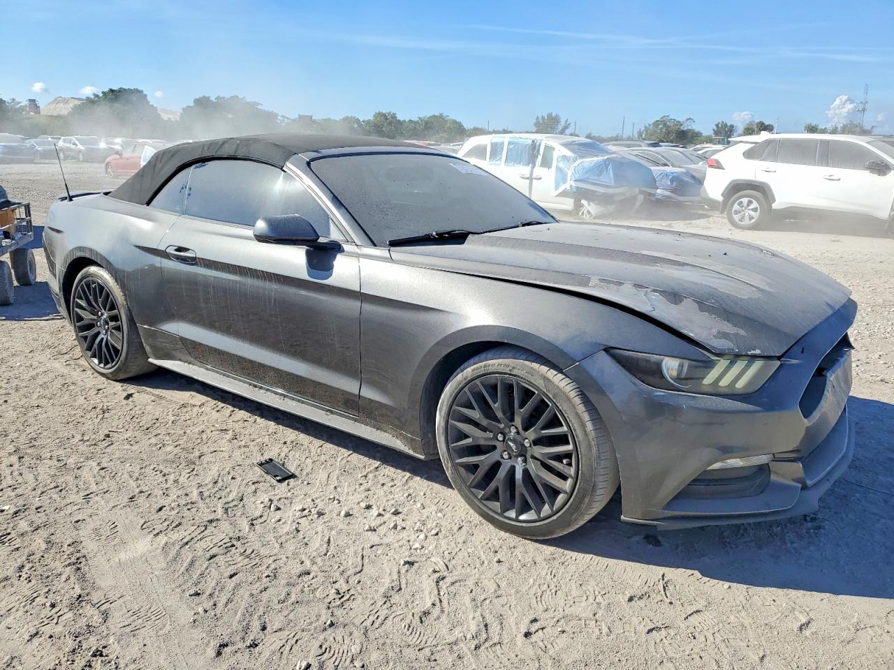 2015 FORD MUSTANG photo 7