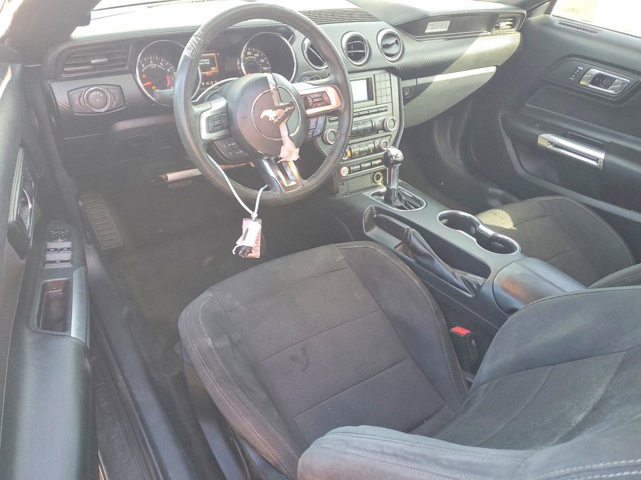 2015 FORD MUSTANG photo 15