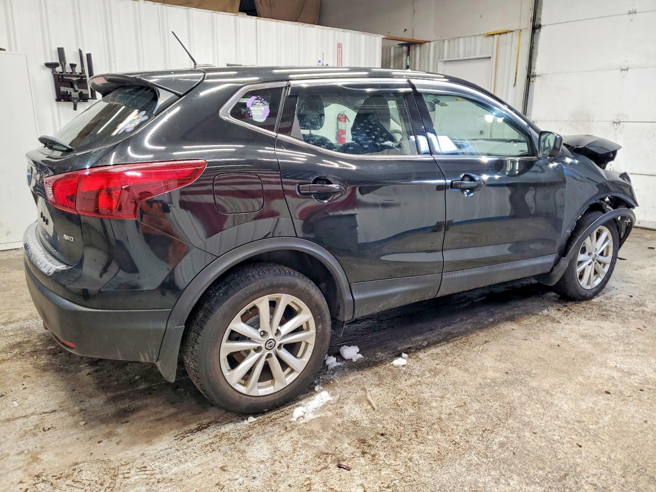 2019 NISSAN ROGUE SPORT S photo 3
