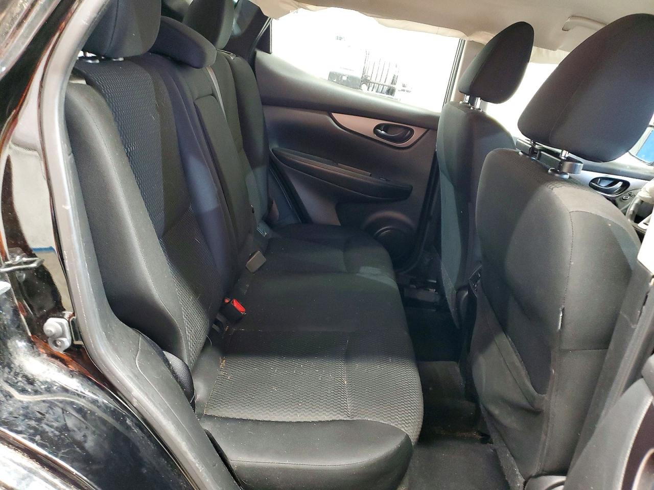 2019 NISSAN ROGUE SPORT S photo 11