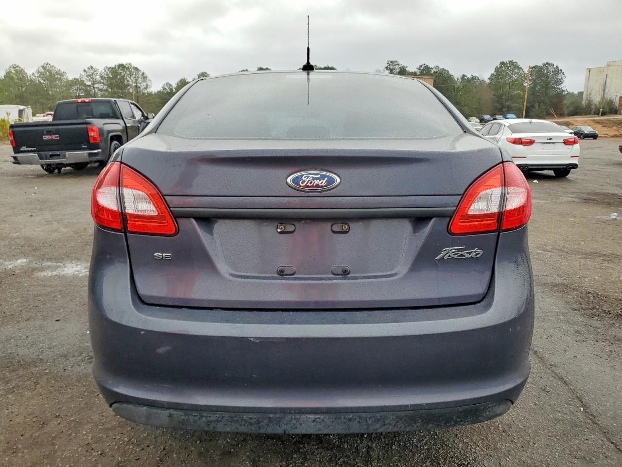 2012 FORD FIESTA SE photo 6