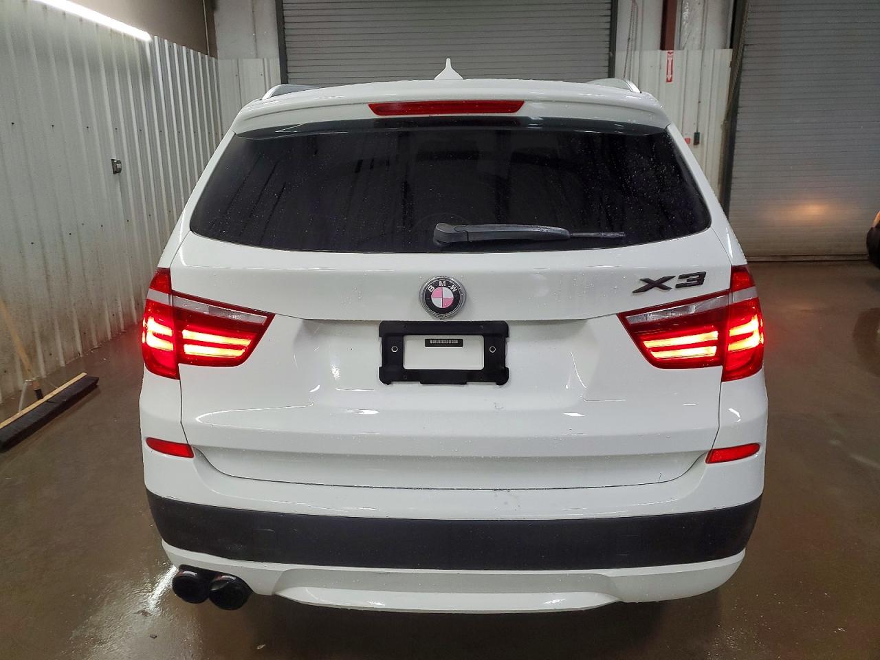 2011 BMW X3 XDRIVE28I photo 6