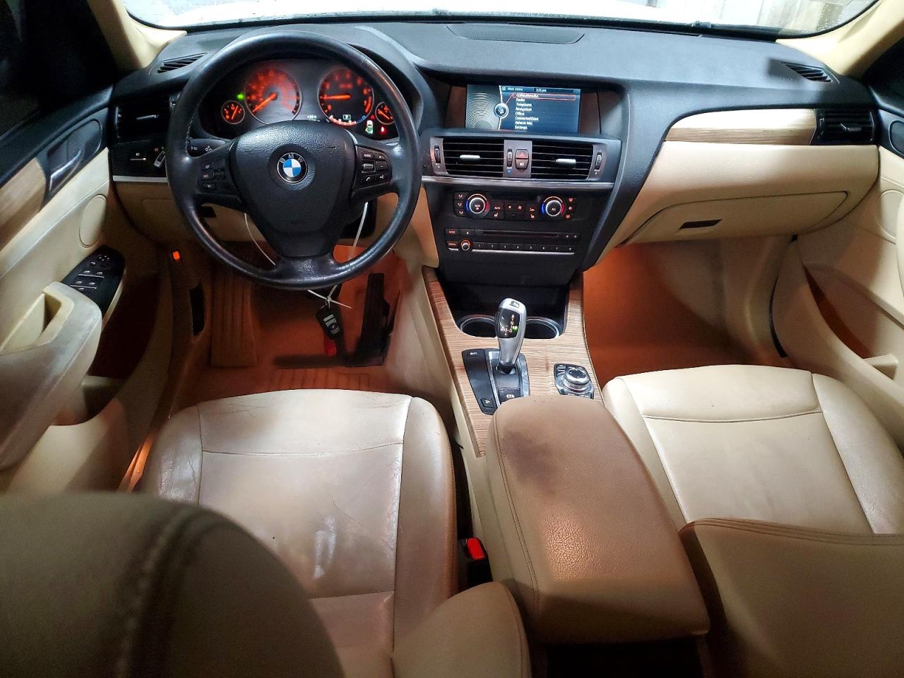 2011 BMW X3 XDRIVE28I photo 8