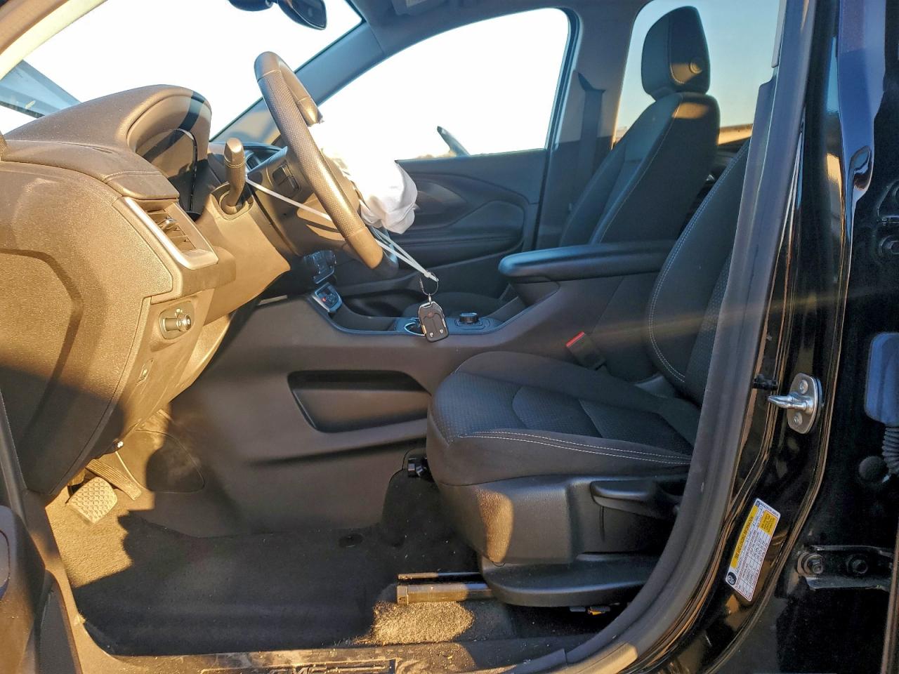 2024 GMC TERRAIN SLE photo 7
