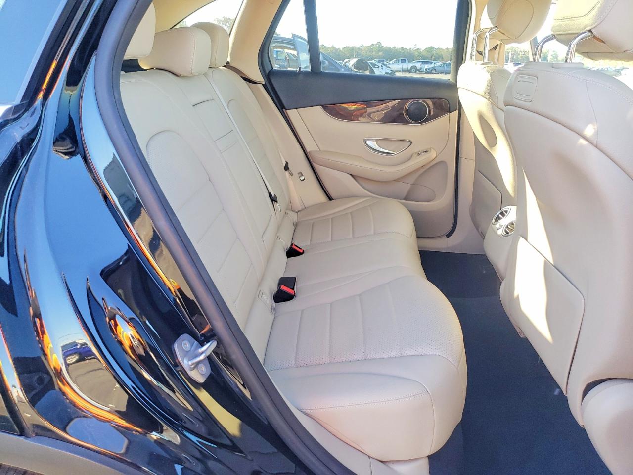 2018 MERCEDES-BENZ GLC 300 photo 21