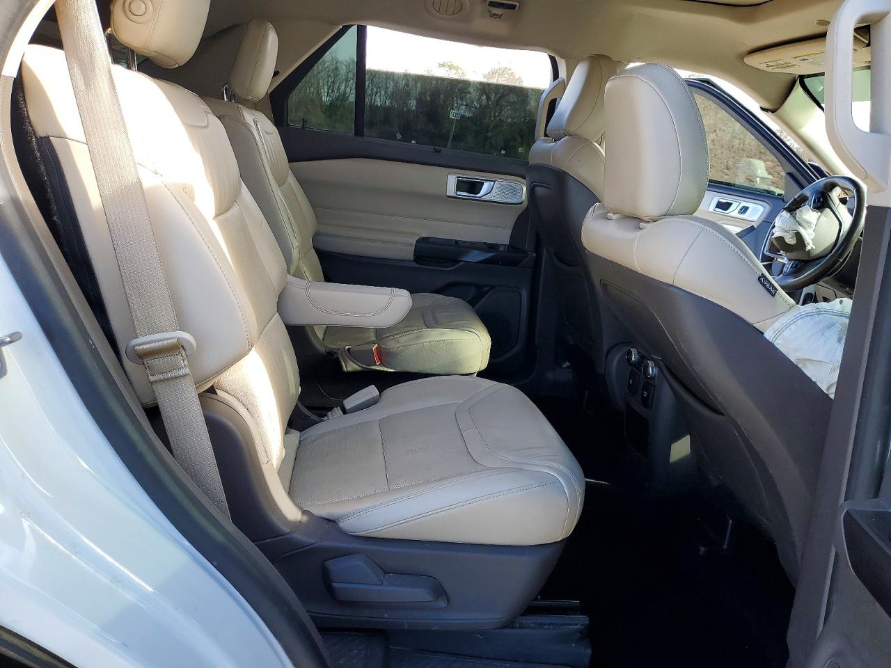 2020 FORD EXPLORER PLATINUM photo 11