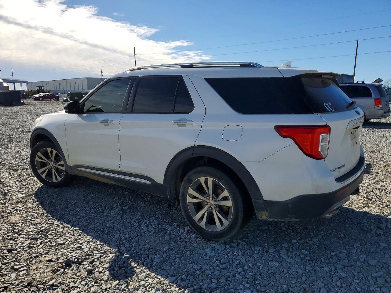 2020 FORD EXPLORER PLATINUM photo 2