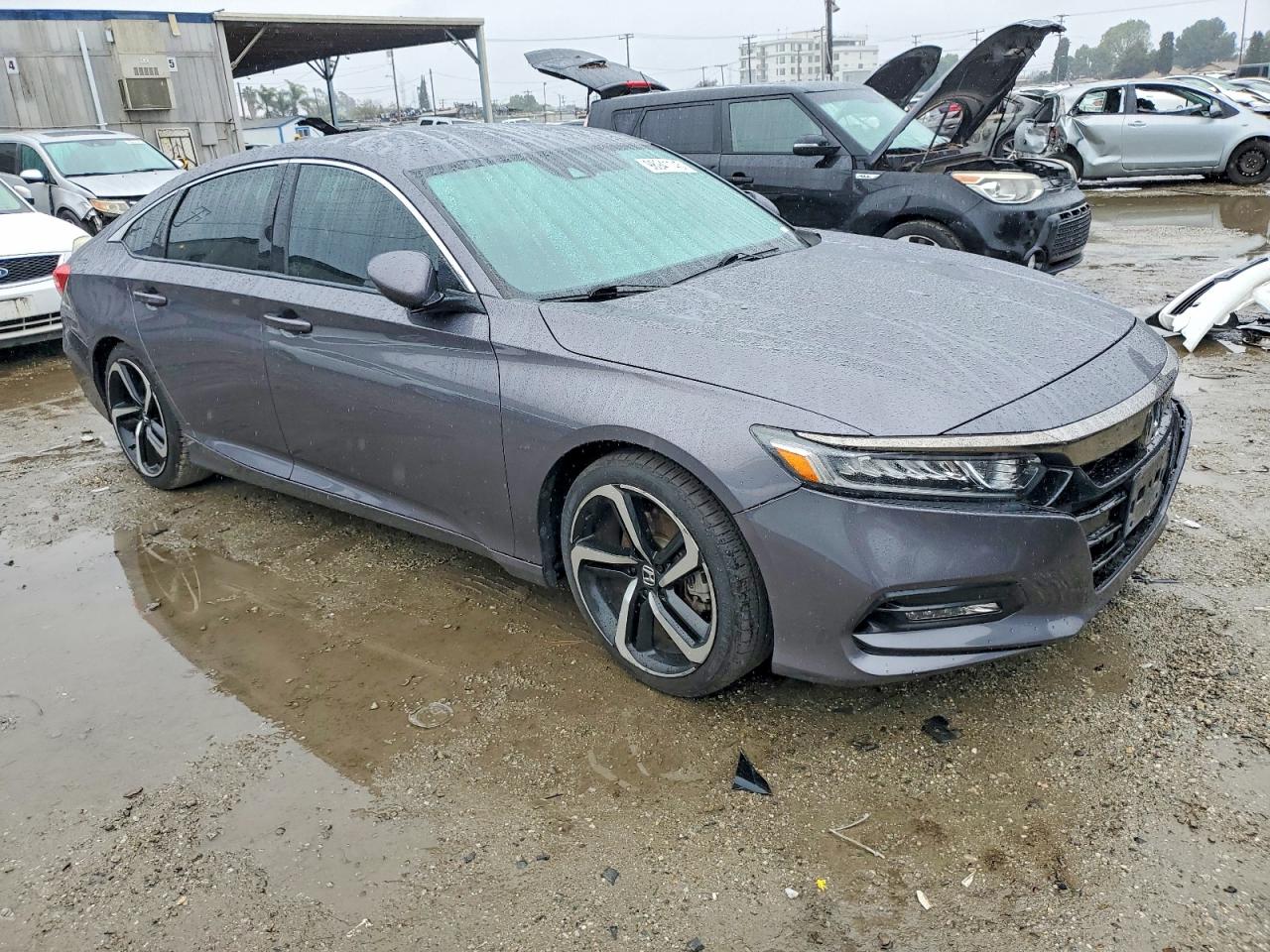 2018 HONDA ACCORD SPORT photo 4