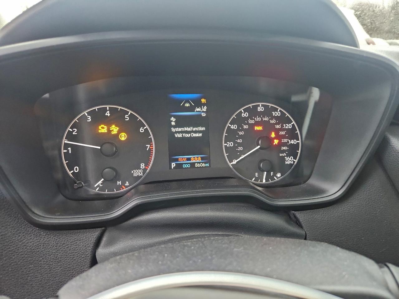 2025 TOYOTA COROLLA LE photo 9