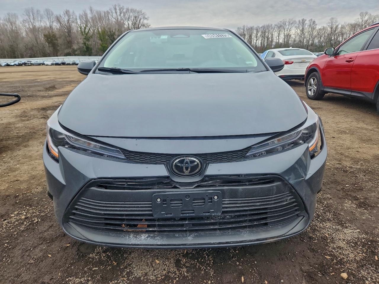 2025 TOYOTA COROLLA LE photo 5