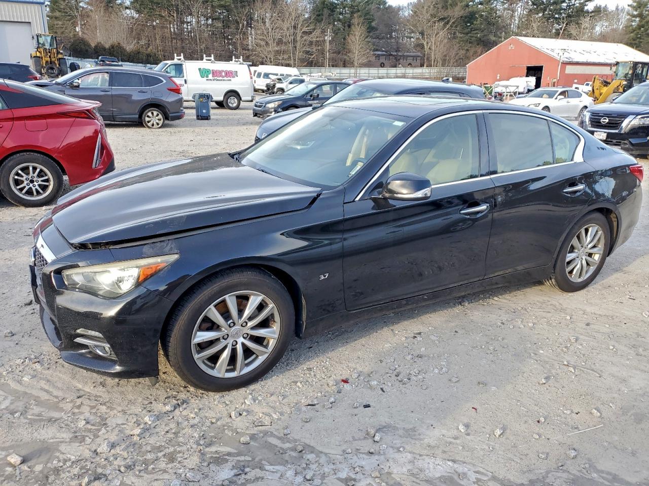 2015 INFINITI Q50