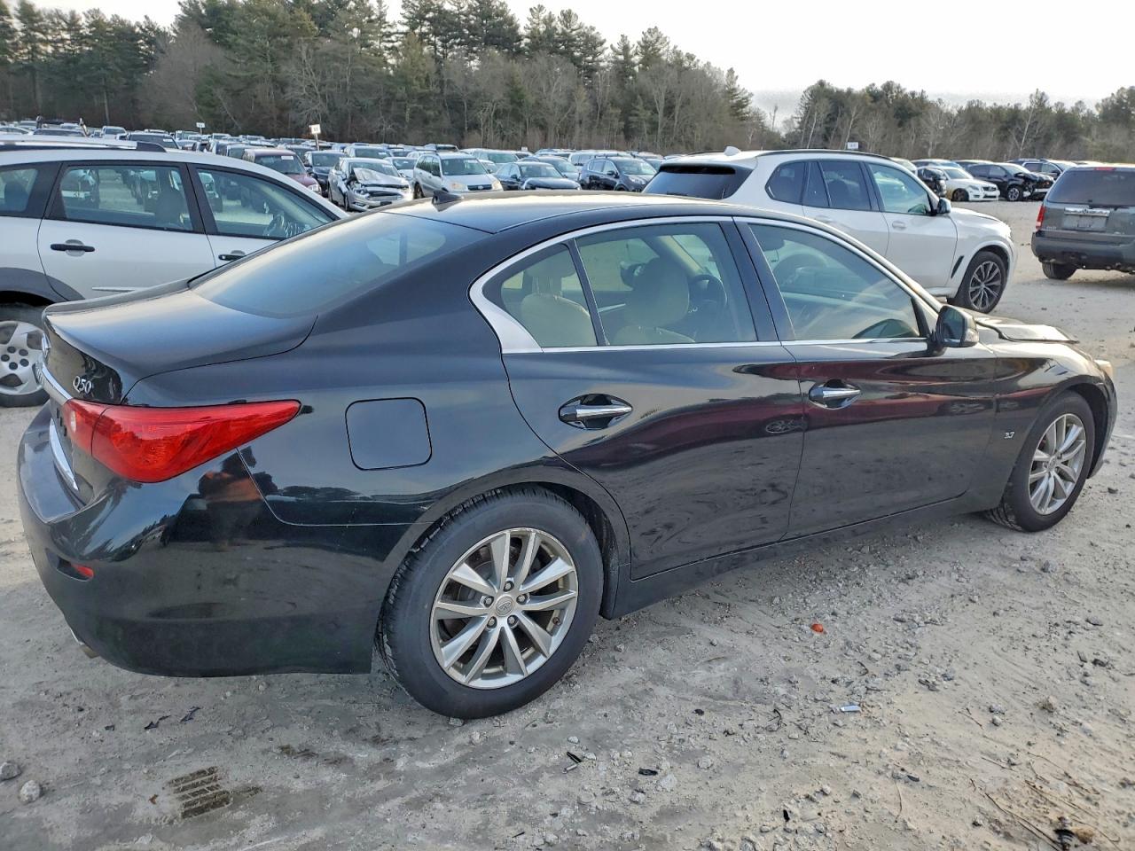2015 INFINITI Q50 BASE photo 7
