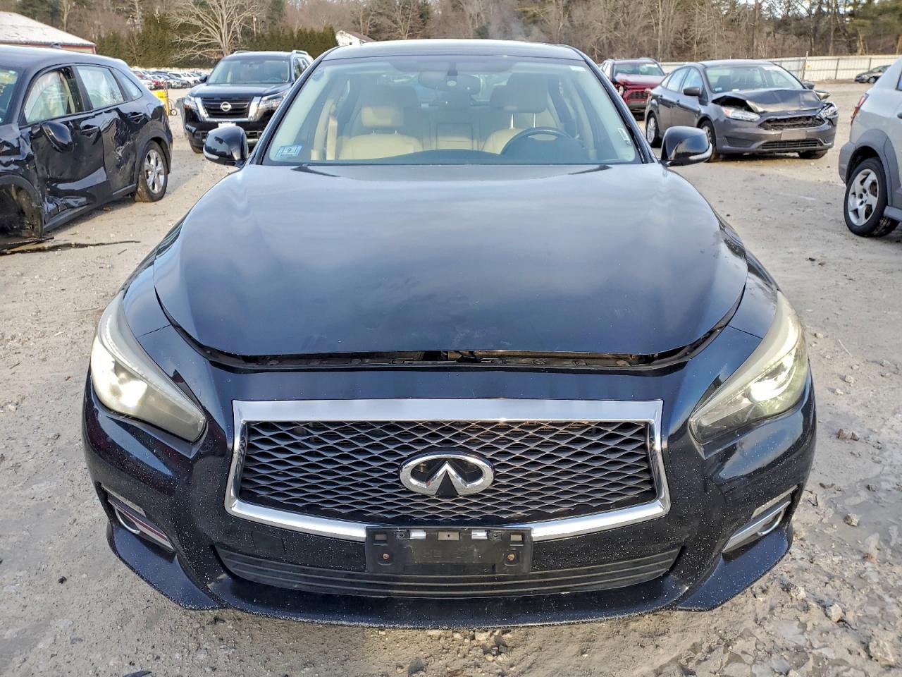 2015 INFINITI Q50 BASE photo 13