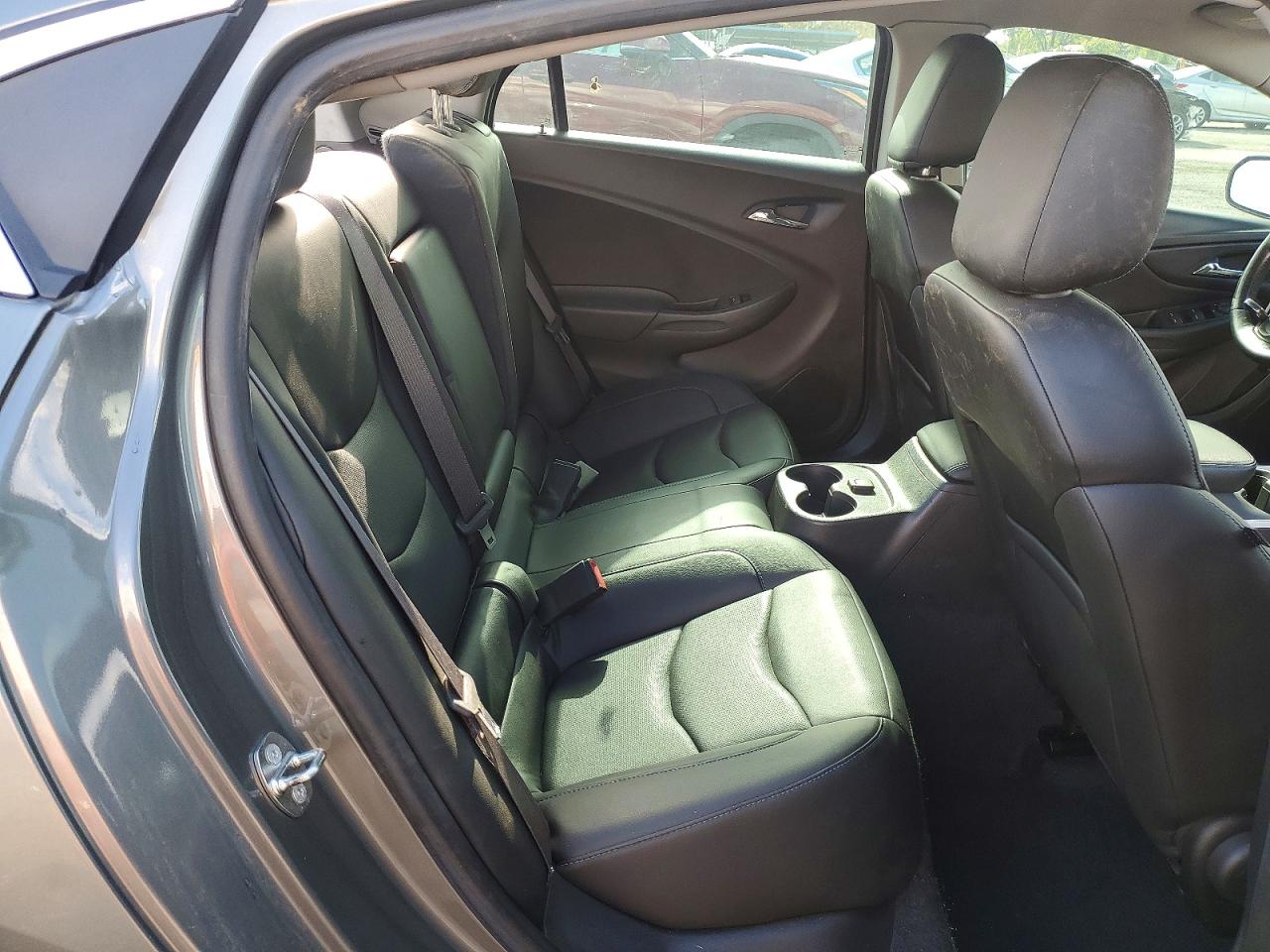 2016 CHEVROLET VOLT LT photo 10