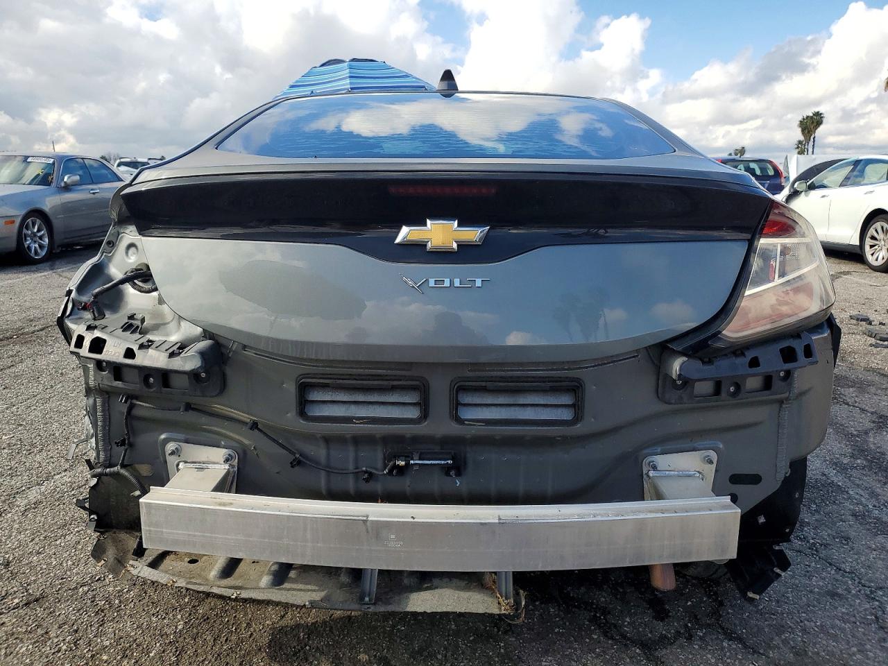 2016 CHEVROLET VOLT LT photo 6