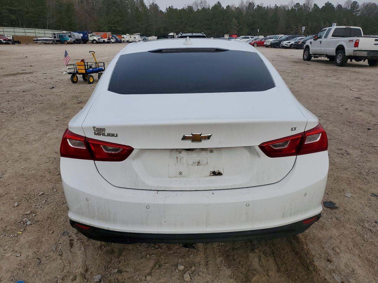 2024 CHEVROLET MALIBU LT photo 6