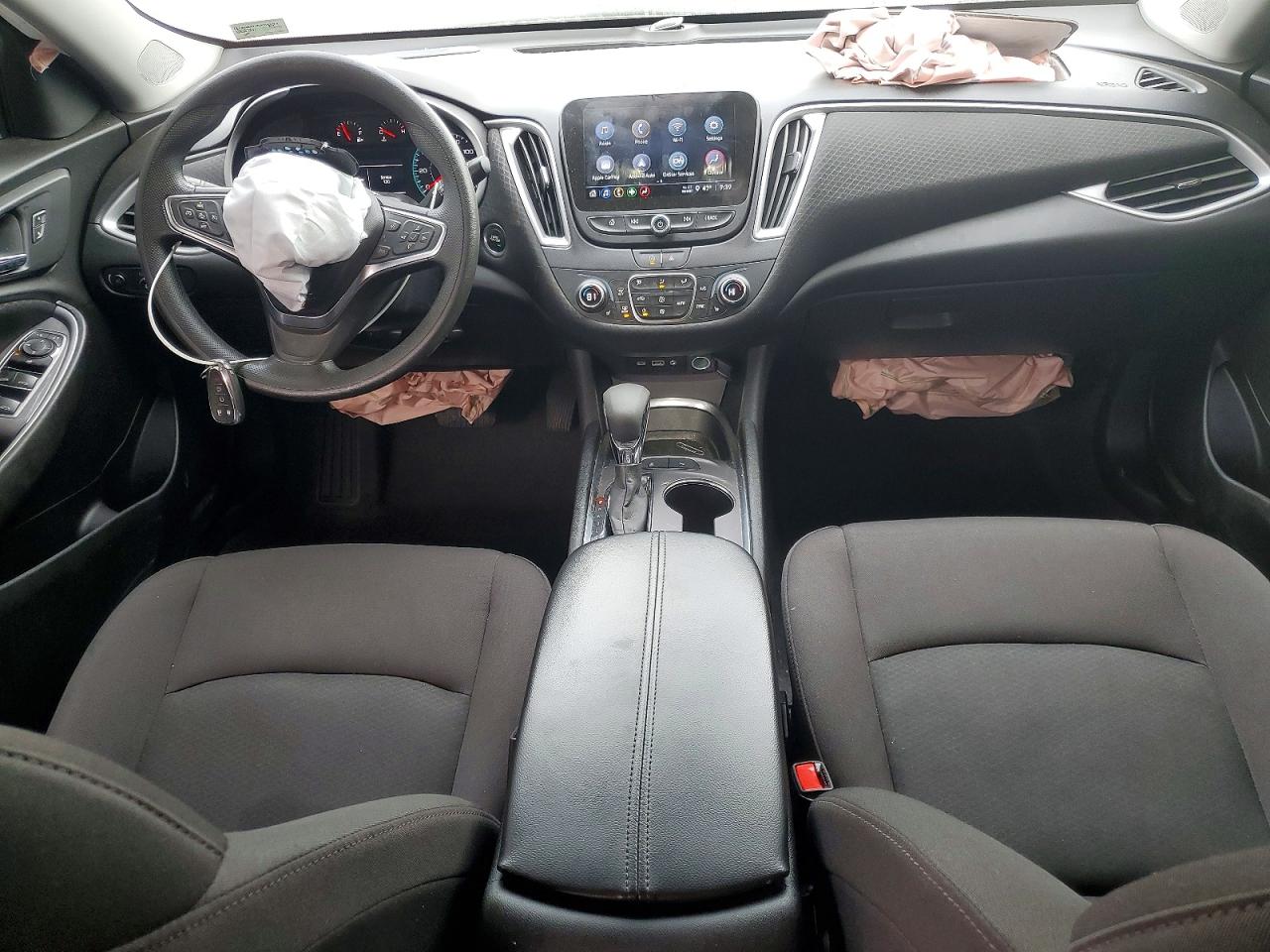 2024 CHEVROLET MALIBU LT photo 8
