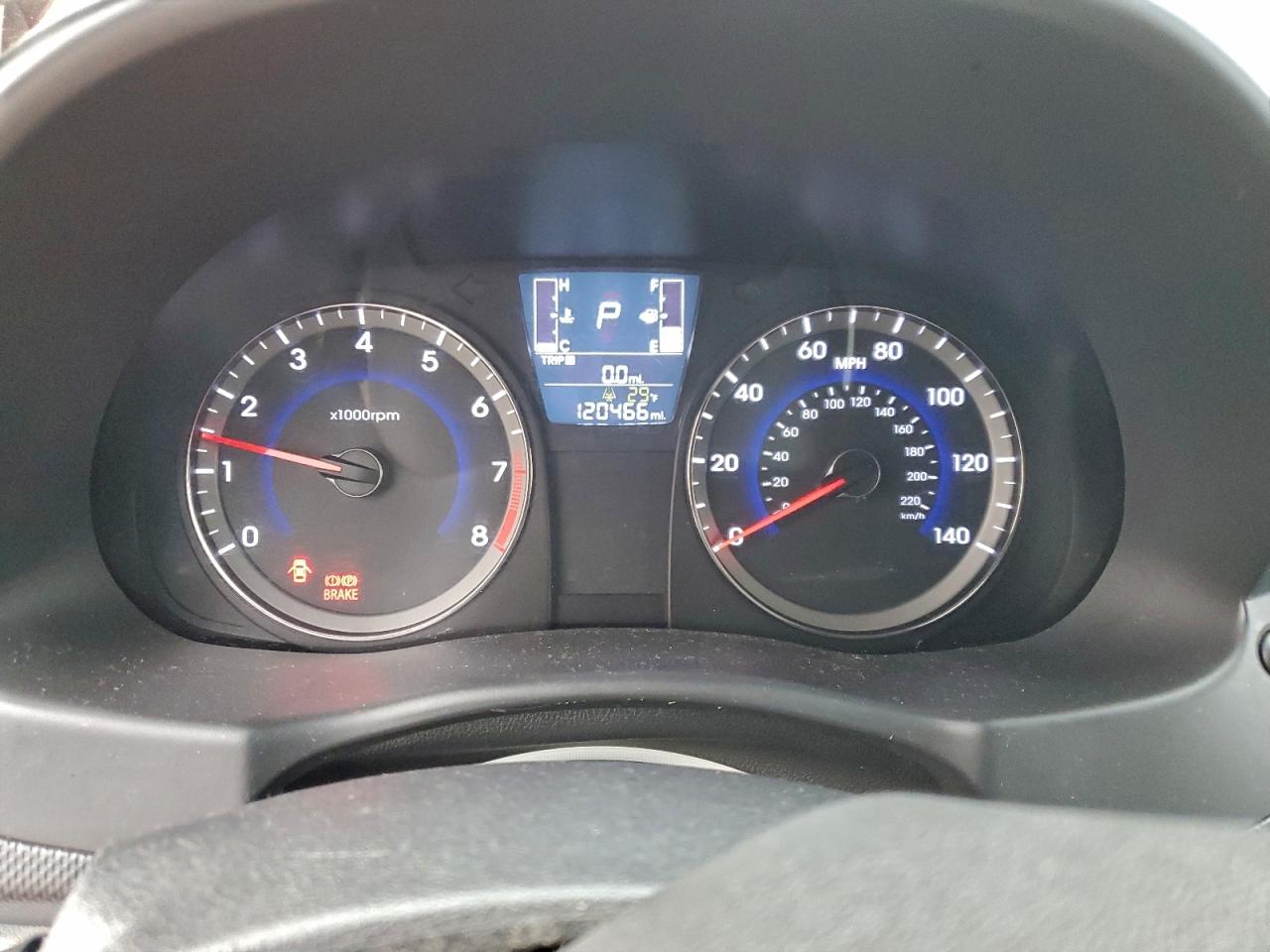 2016 HYUNDAI ACCENT SE photo 9