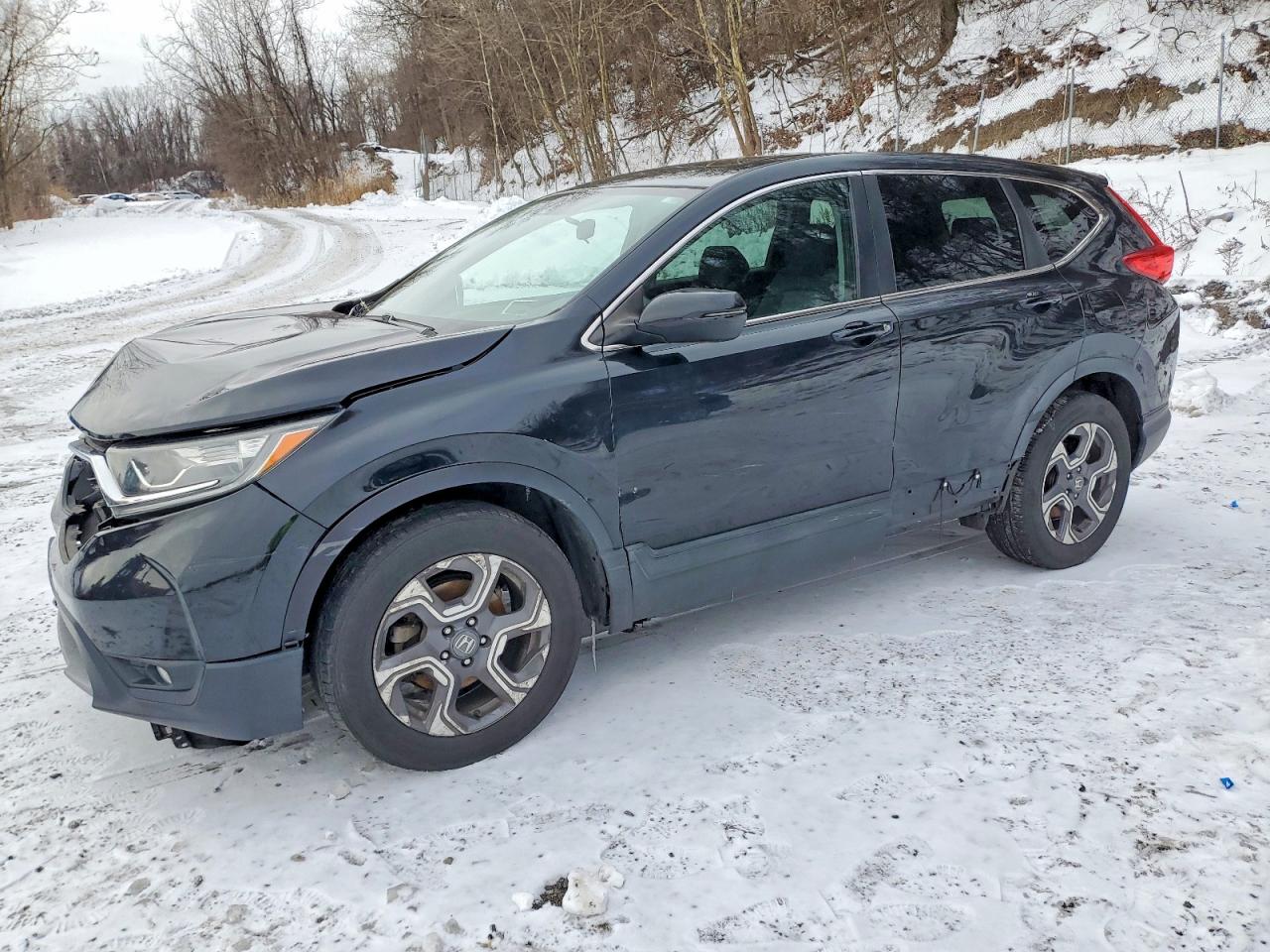 2017 HONDA CR-V EX photo 2