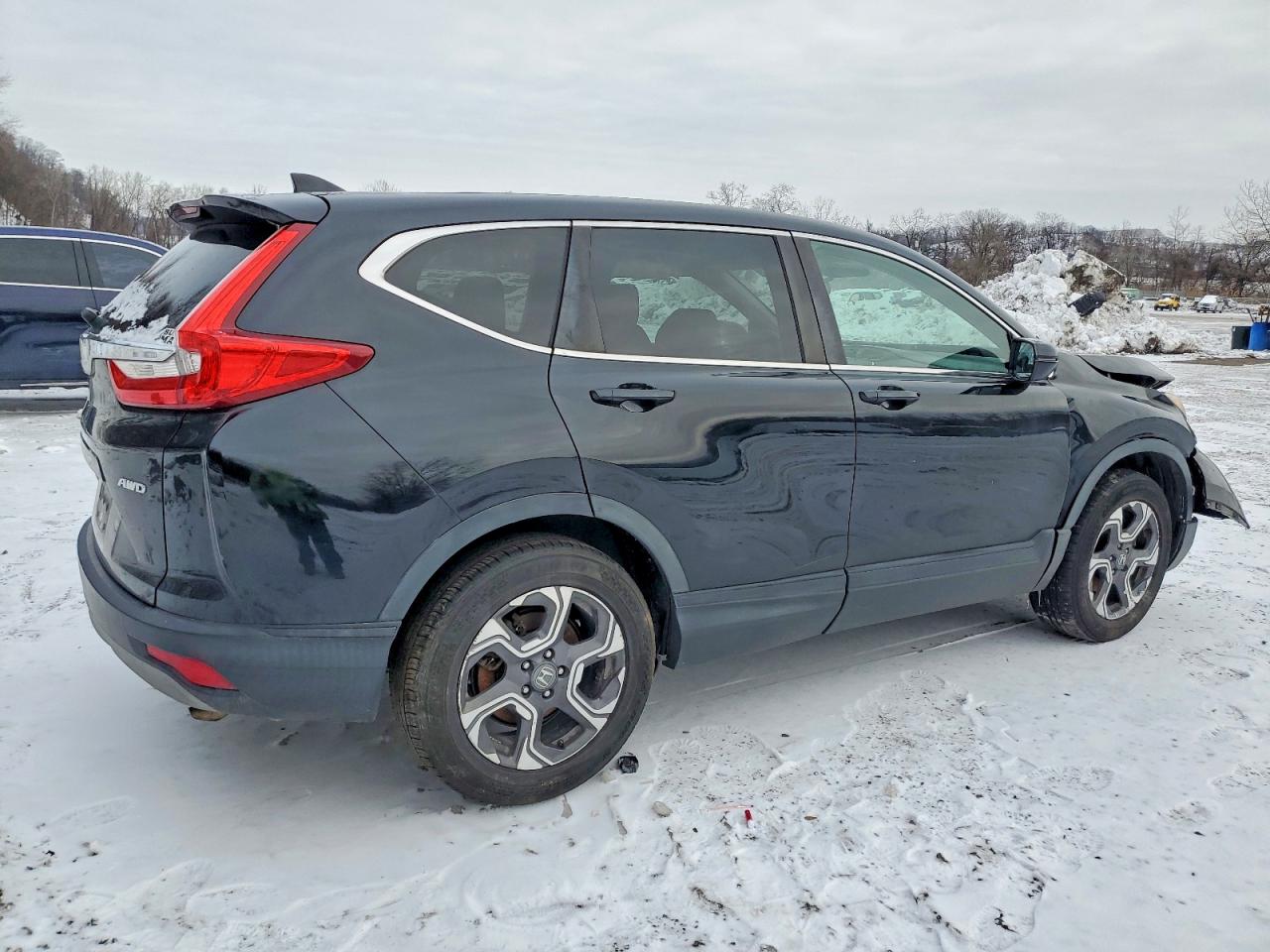 2017 HONDA CR-V EX photo 5