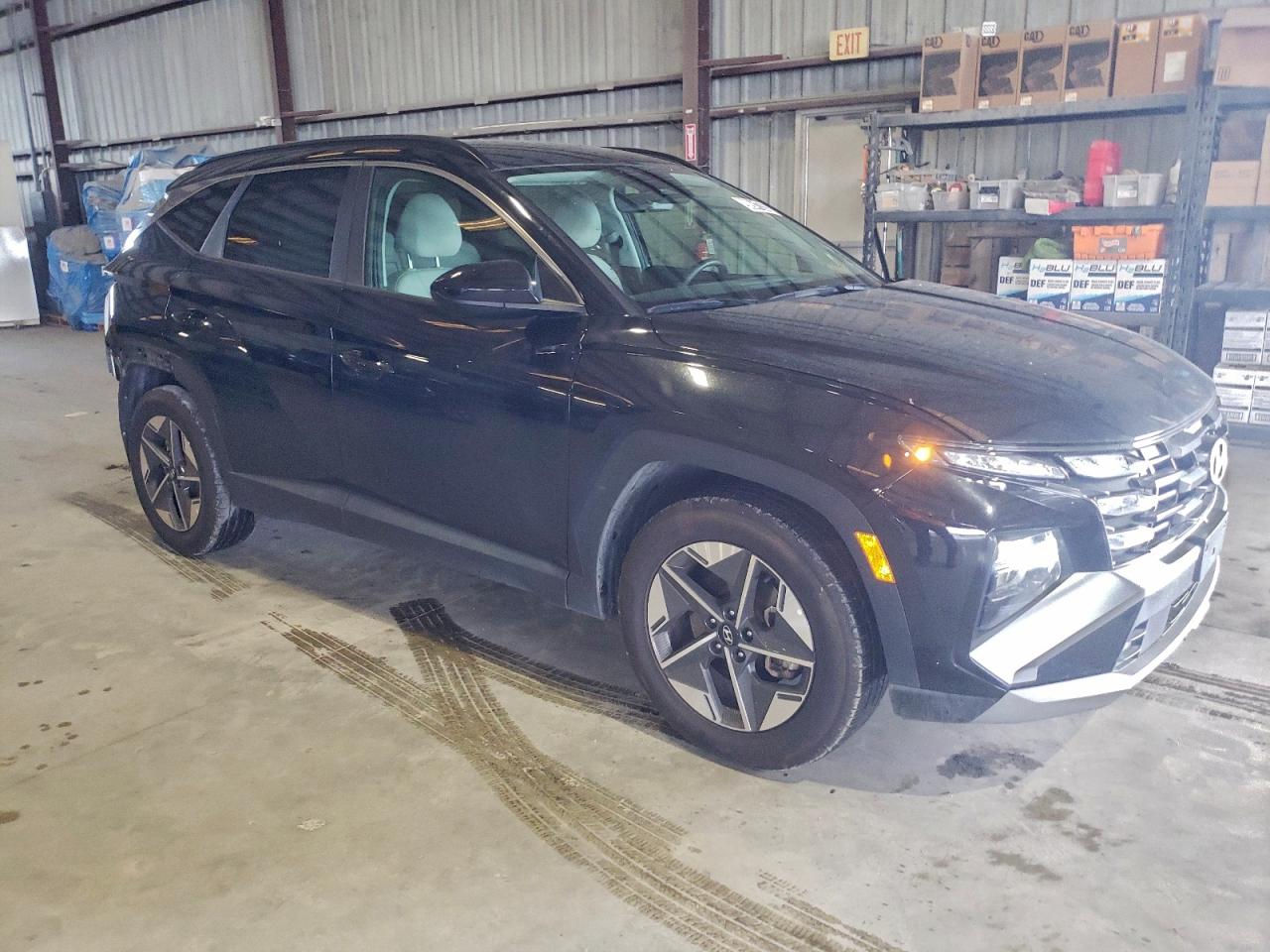 2025 HYUNDAI TUCSON SEL photo 4