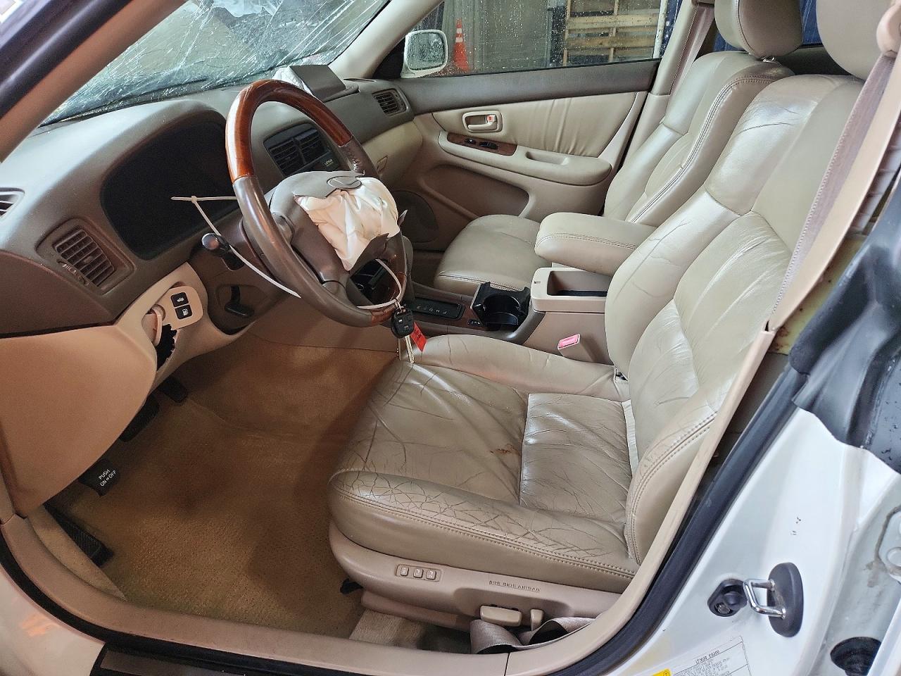 2001 LEXUS ES 300 photo 7