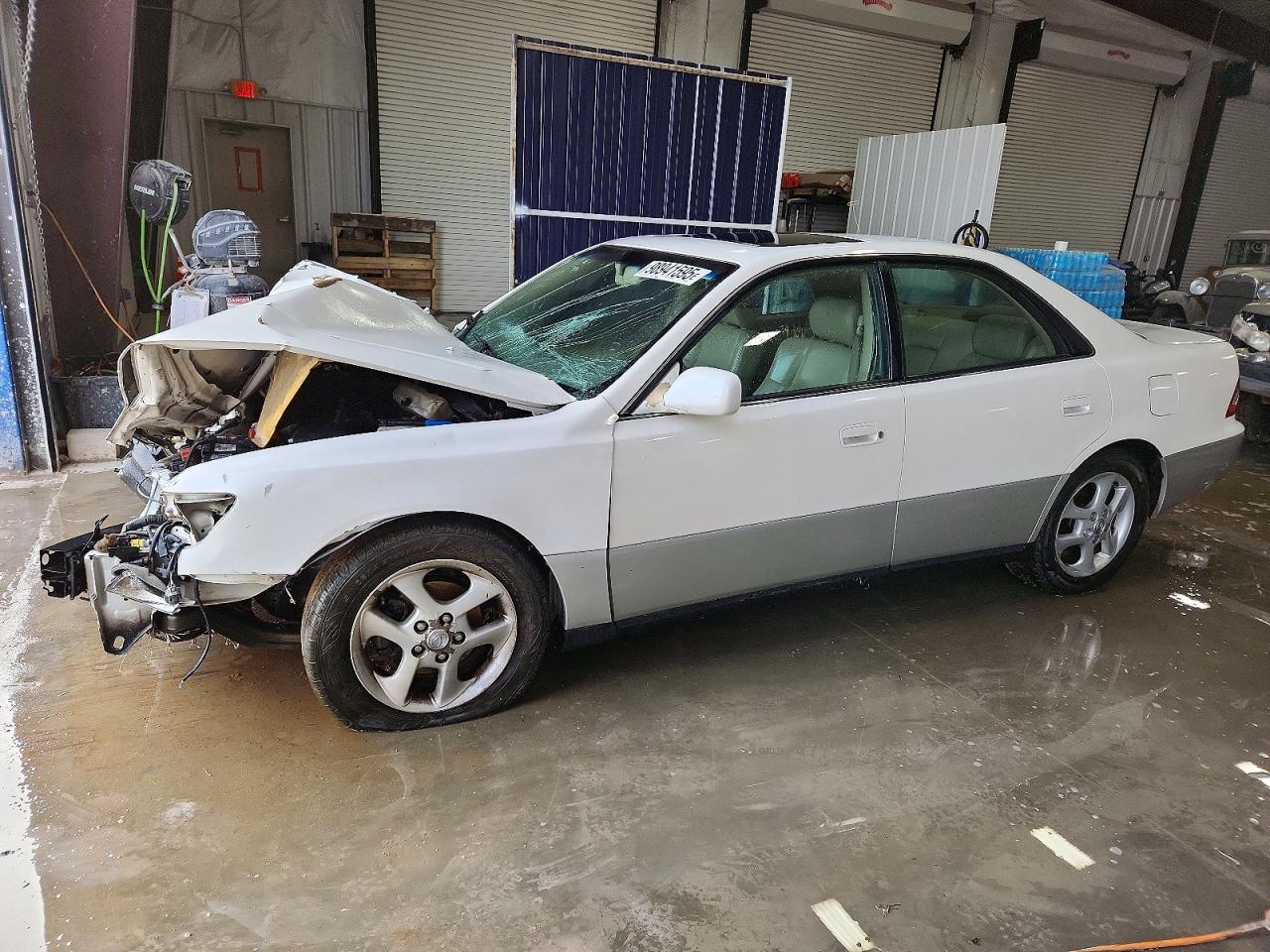 2001 LEXUS ES