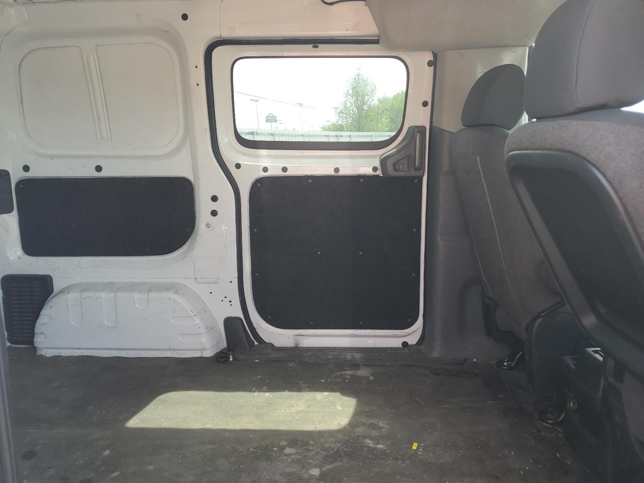 2015 CHEVROLET CITY EXPRESS LT photo 11