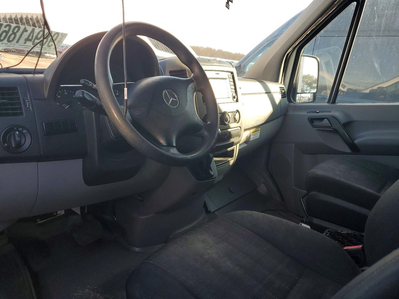 2017 MERCEDES-BENZ SPRINTER 2500 photo 8