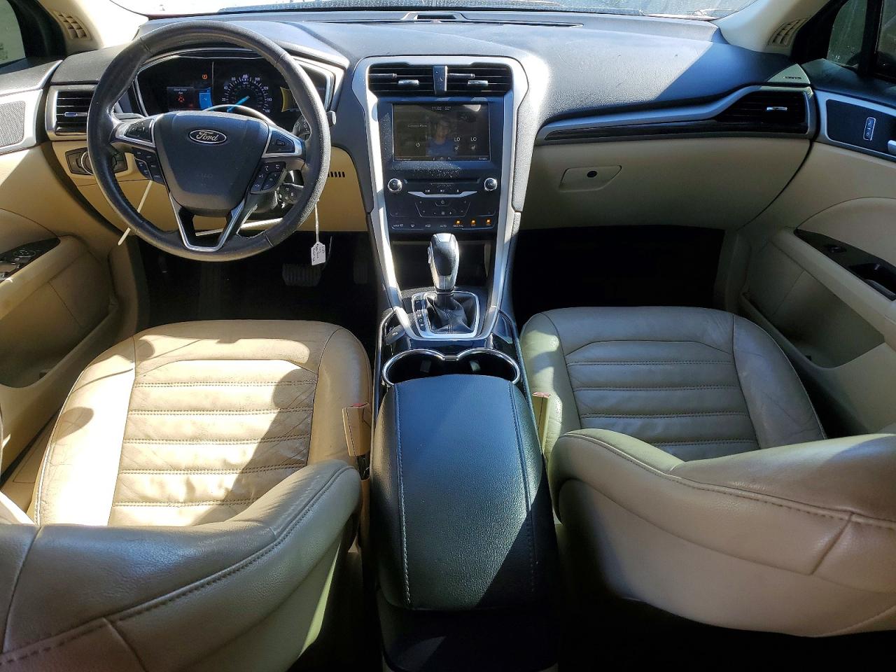 2014 FORD FUSION SE photo 8