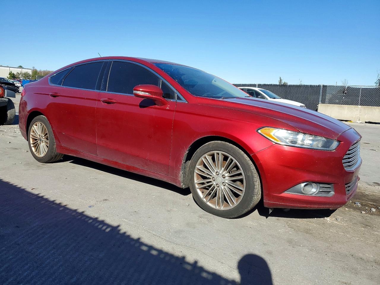 2014 FORD FUSION SE photo 4