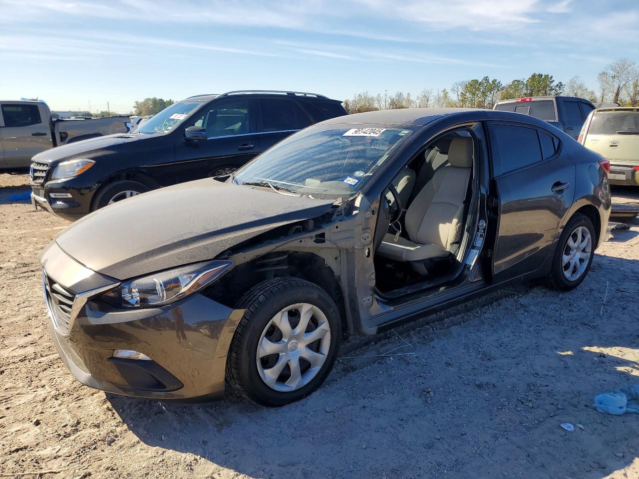 2014 MAZDA 3