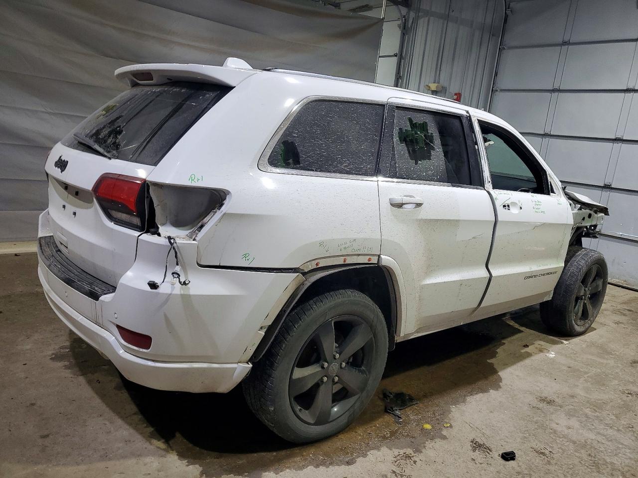 2015 JEEP GRAND CHEROKEE LAREDO photo 3