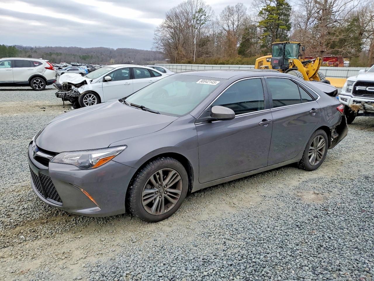 2016 TOYOTA CAMRY