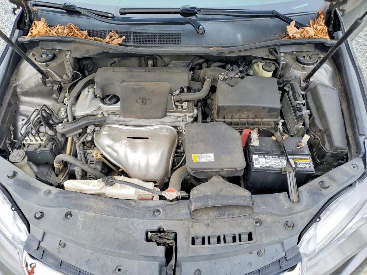 2016 TOYOTA CAMRY LE photo 11