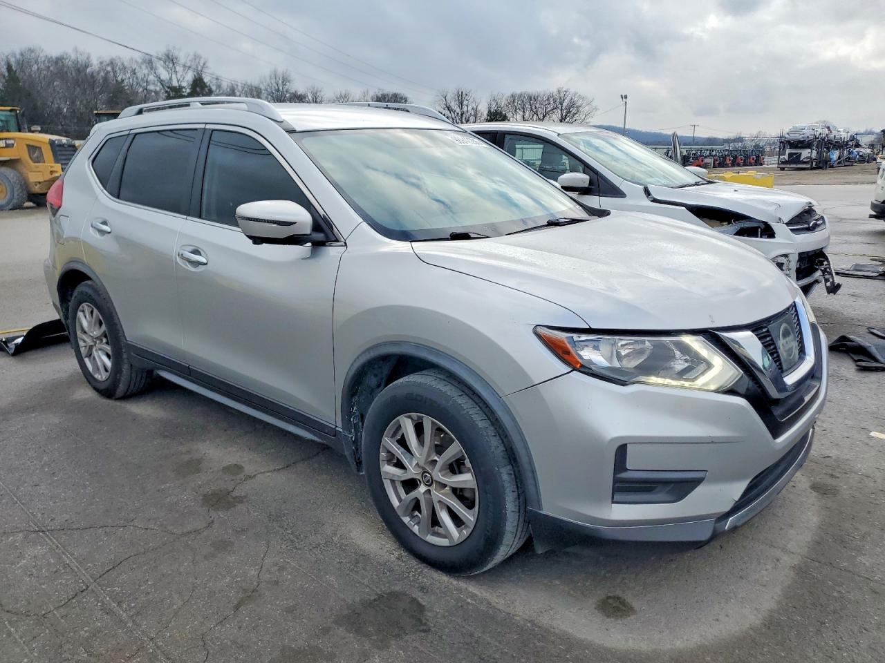 2017 NISSAN ROGUE S photo 4