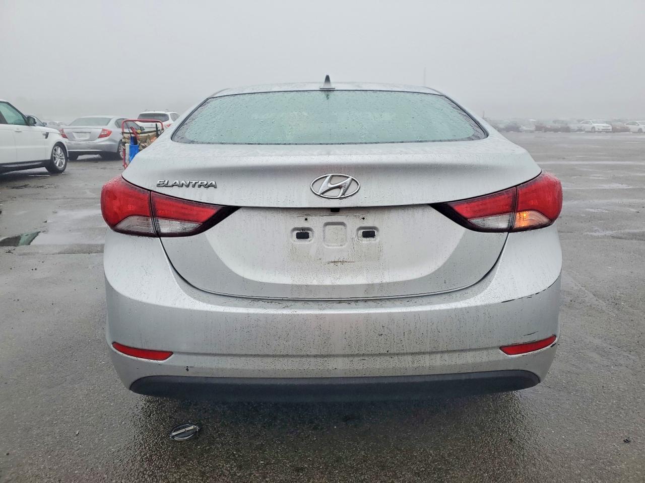 2014 HYUNDAI ELANTRA SE photo 6