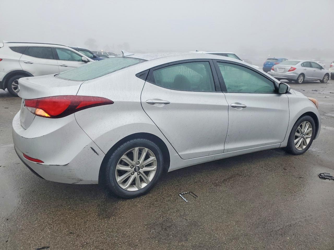 2014 HYUNDAI ELANTRA SE photo 3
