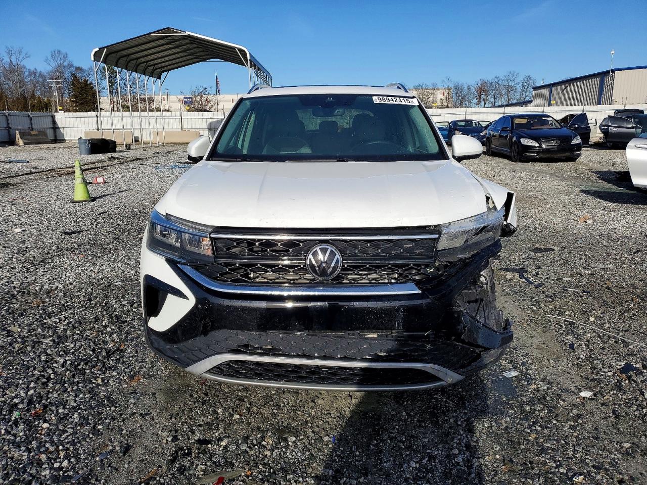 2024 VOLKSWAGEN TAOS SE photo 5
