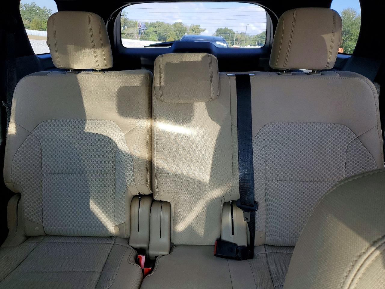 2017 FORD EXPLORER XLT photo 10