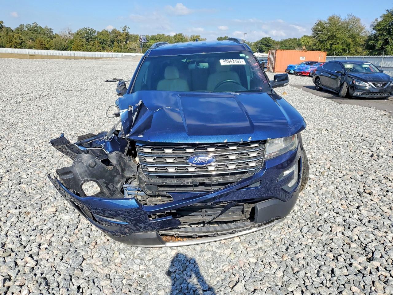 2017 FORD EXPLORER XLT photo 5