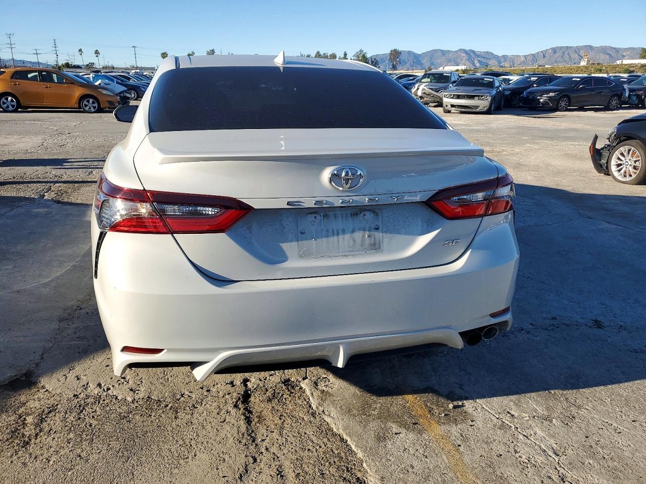 2023 TOYOTA CAMRY SE photo 6