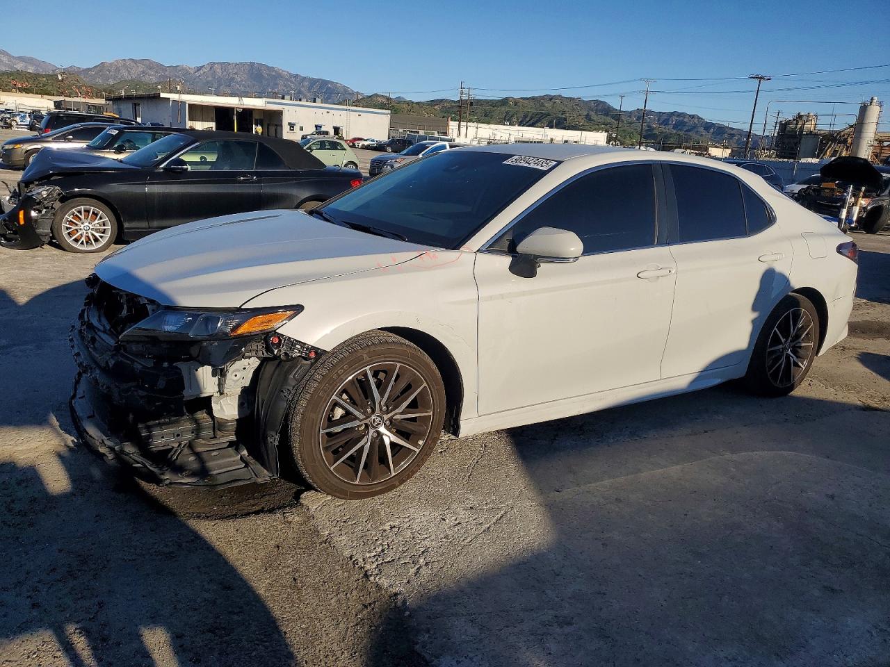 2023 TOYOTA CAMRY