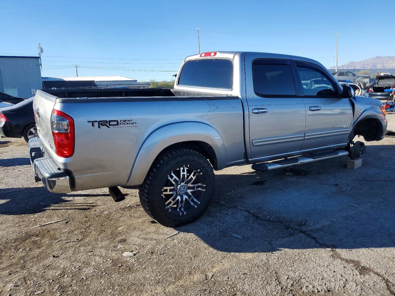 2004 TOYOTA TUNDRA DOUBLE CAB SR5 photo 3