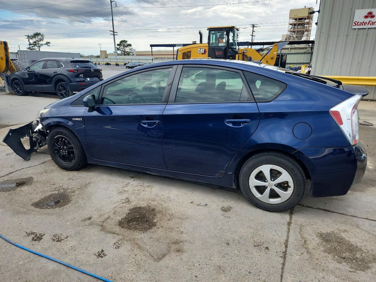 2012 TOYOTA PRIUS photo 2