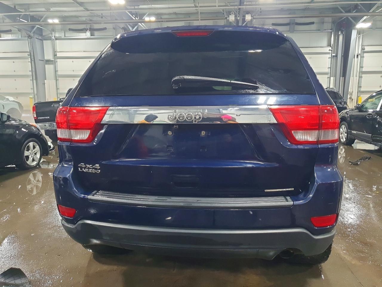 2012 JEEP GRAND CHEROKEE LAREDO photo 6