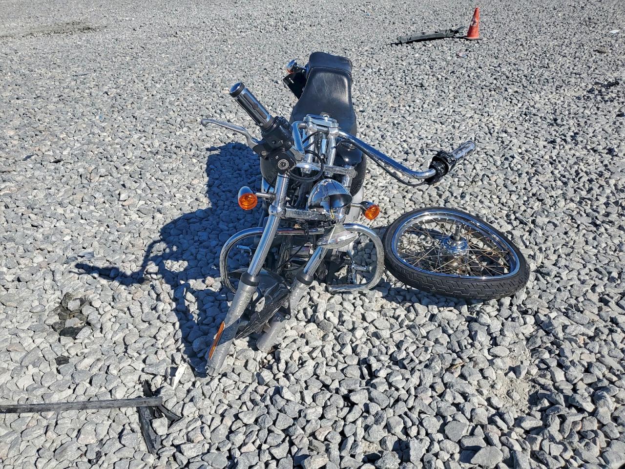 2002 HARLEY-DAVIDSON FXST photo 3