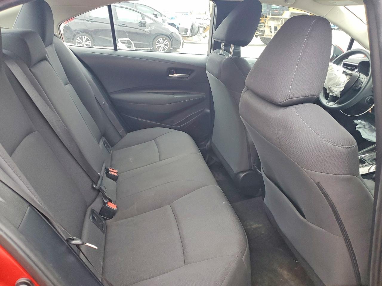 2021 TOYOTA COROLLA LE photo 19