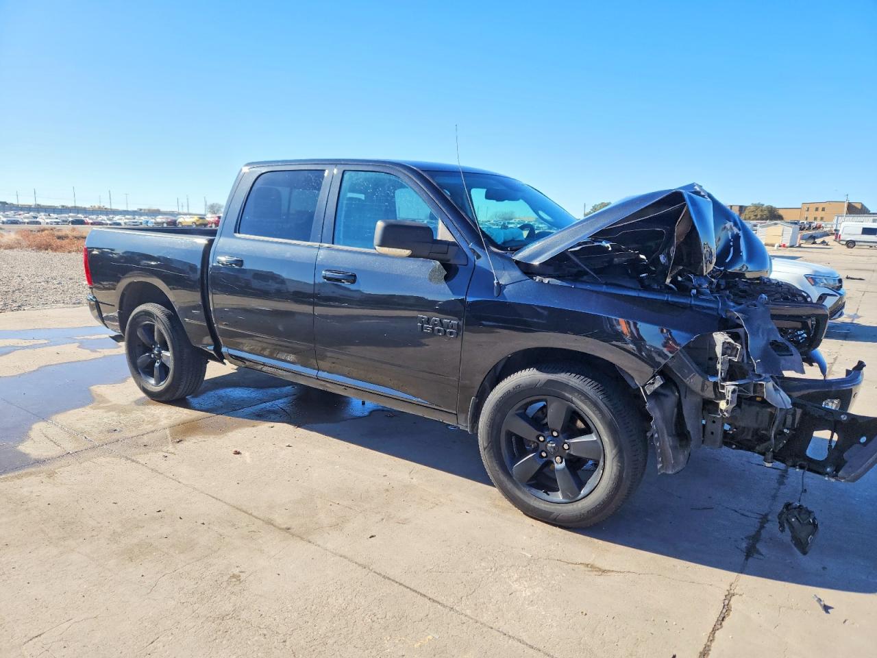 2018 RAM 1500 photo 4