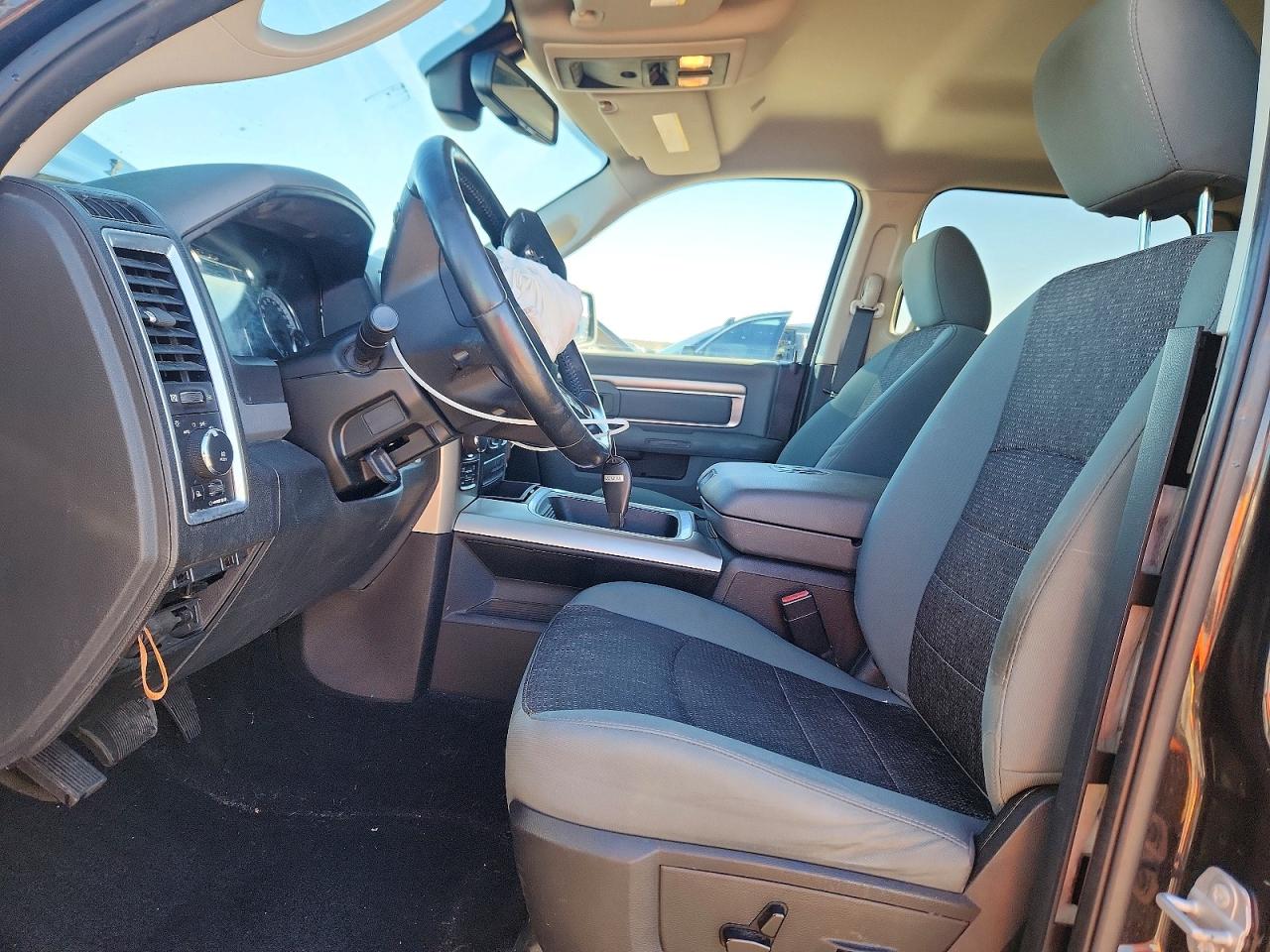 2018 RAM 1500 photo 7